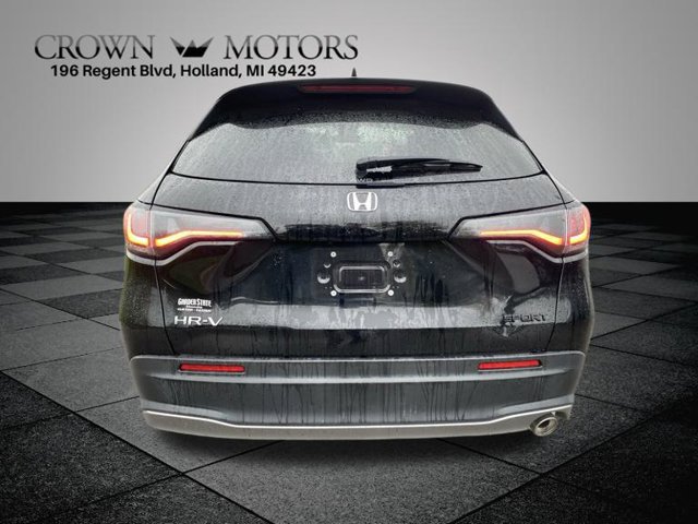 Used 2024 Honda HR-V Sport image 9