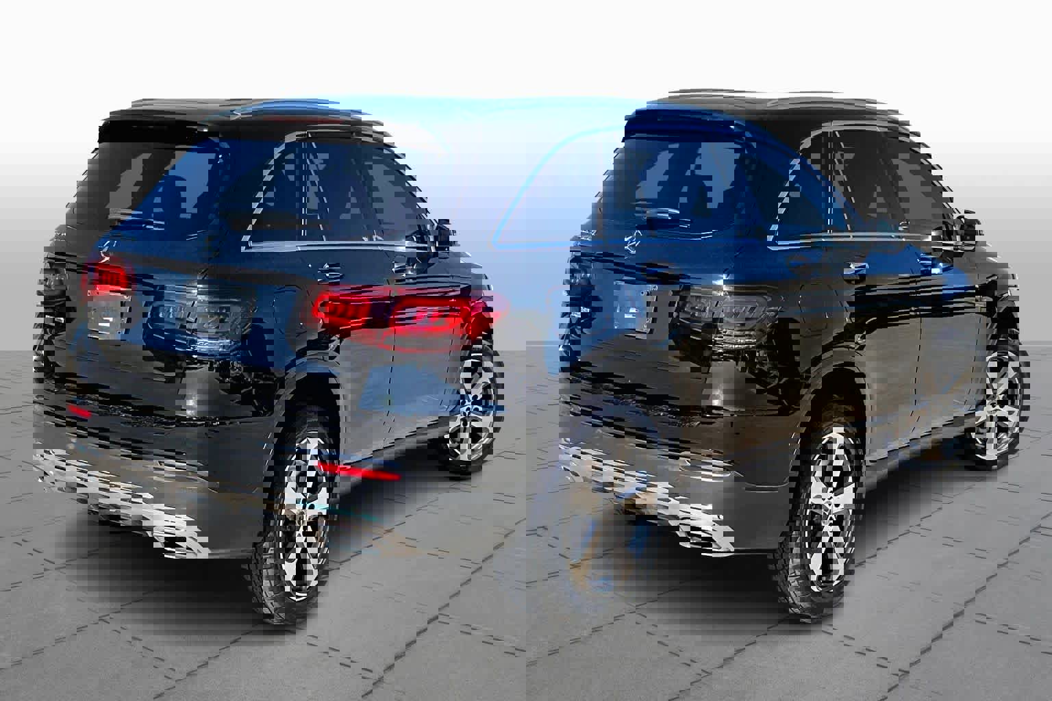 Used 2020 Mercedes-Benz GLC 300 image 12