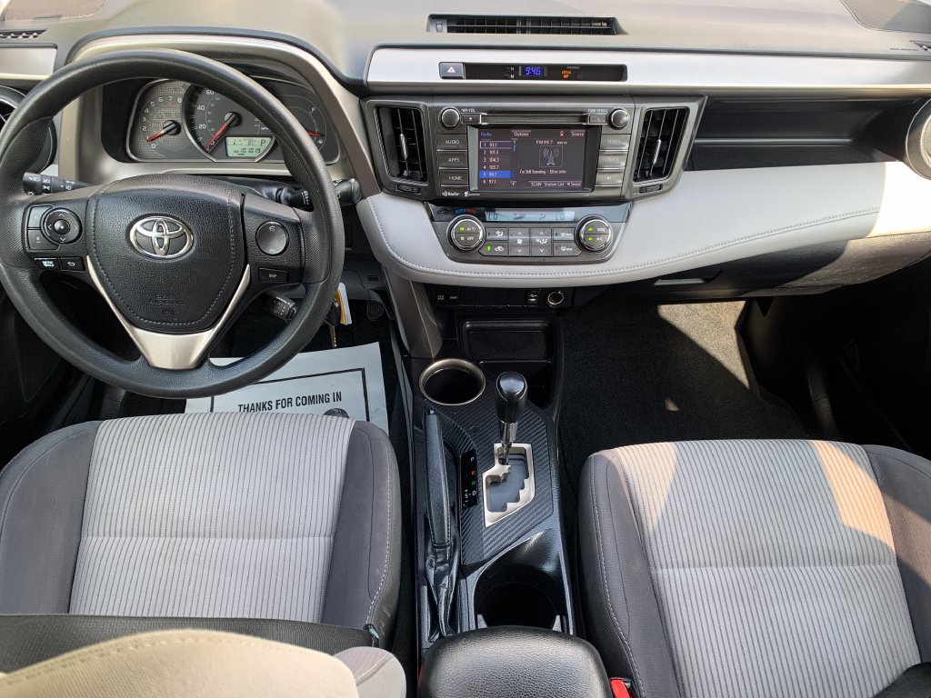 Used 2015 Toyota RAV4 XLE FWD image 13