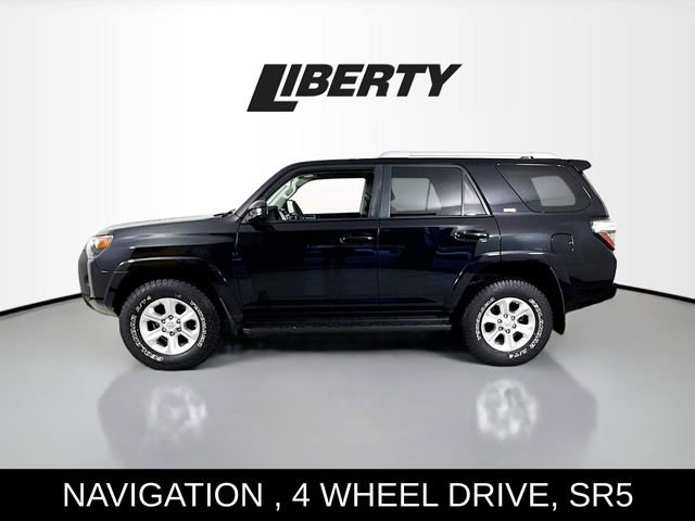 Used 2017 Toyota 4Runner SR5 image 4