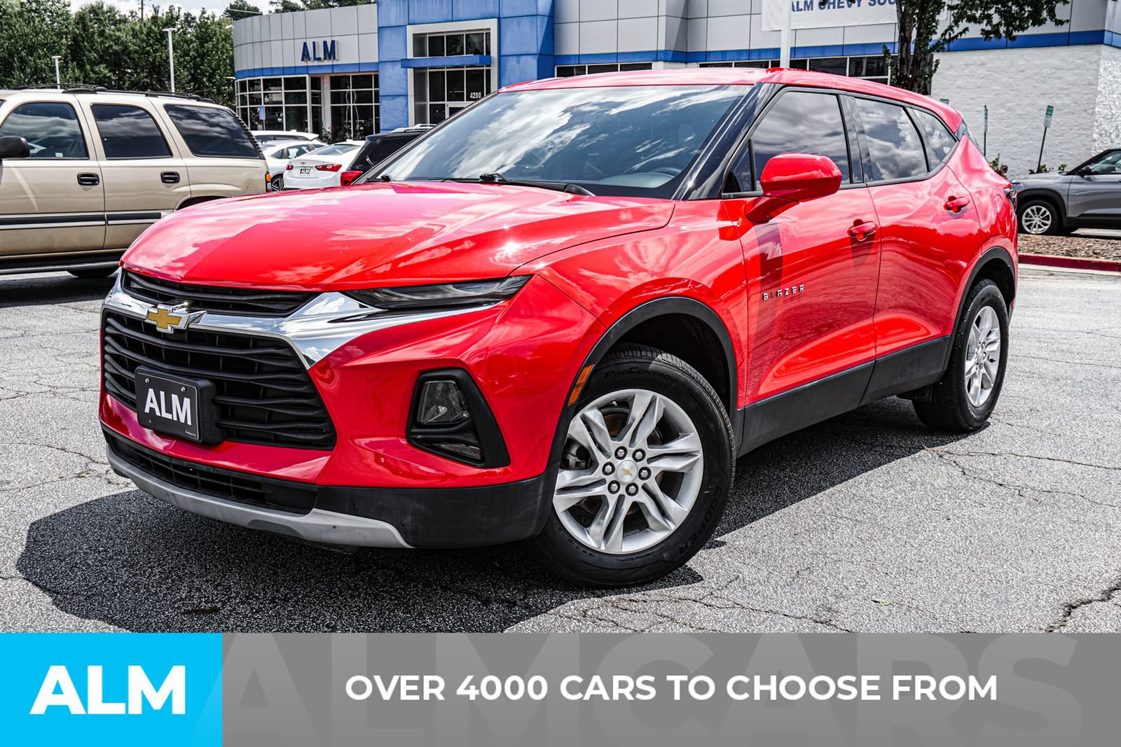 Used 2021 Chevrolet Blazer LT FWD image 2