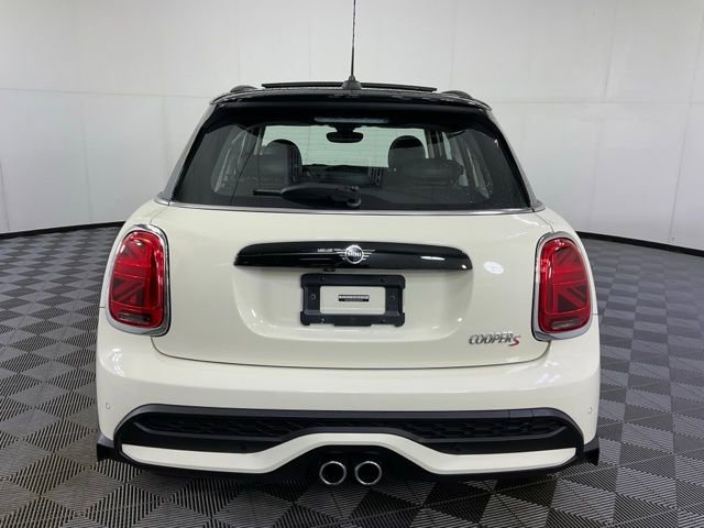 Used 2022 MINI Cooper S w/ Premium Package image 5