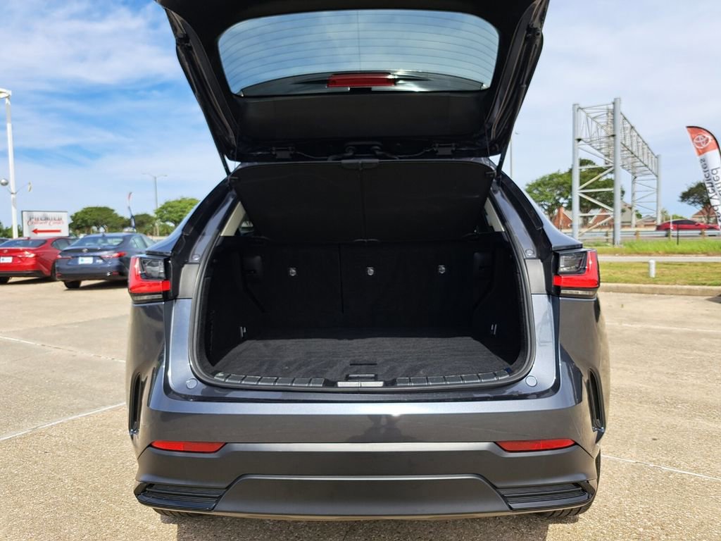 Used 2022 Lexus NX 250 AWD image 24