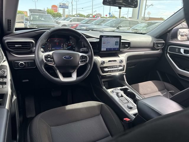 Used 2022 Ford Explorer XLT AWD/4WD image 20