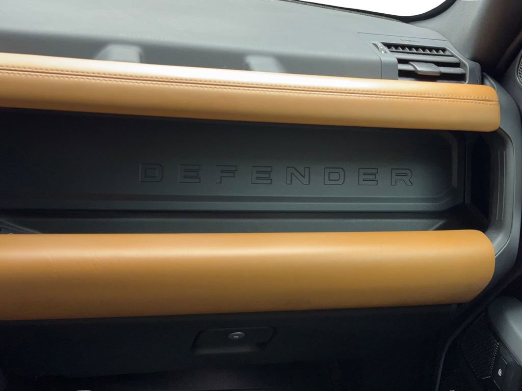 Used 2024 Land Rover Defender 110 X image 20