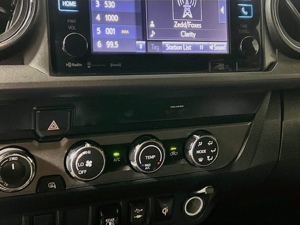 Used 2019 Toyota Tacoma TRD Sport AWD/4WD image 22