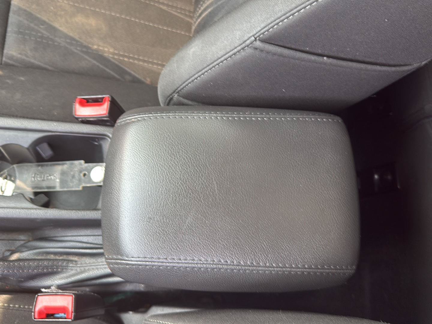 Used 2018 Ford Focus SE FWD image 26