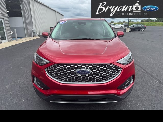 Used 2023 Ford Edge SEL w/ Convenience Package image 2