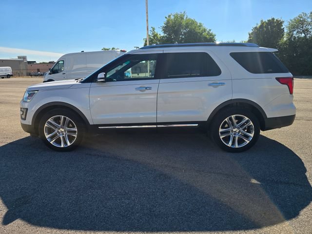 Used 2017 Ford Explorer Limited w/ Equipment Group 301A FWD image 6