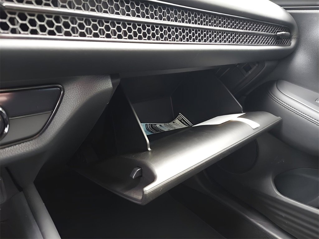 Certified 2025 Honda HR-V LX image 16