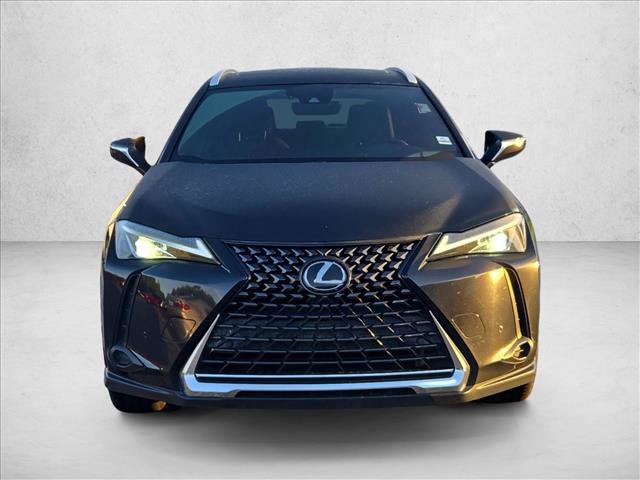 Used 2022 Lexus UX 200 w/ Premium Package FWD video 2