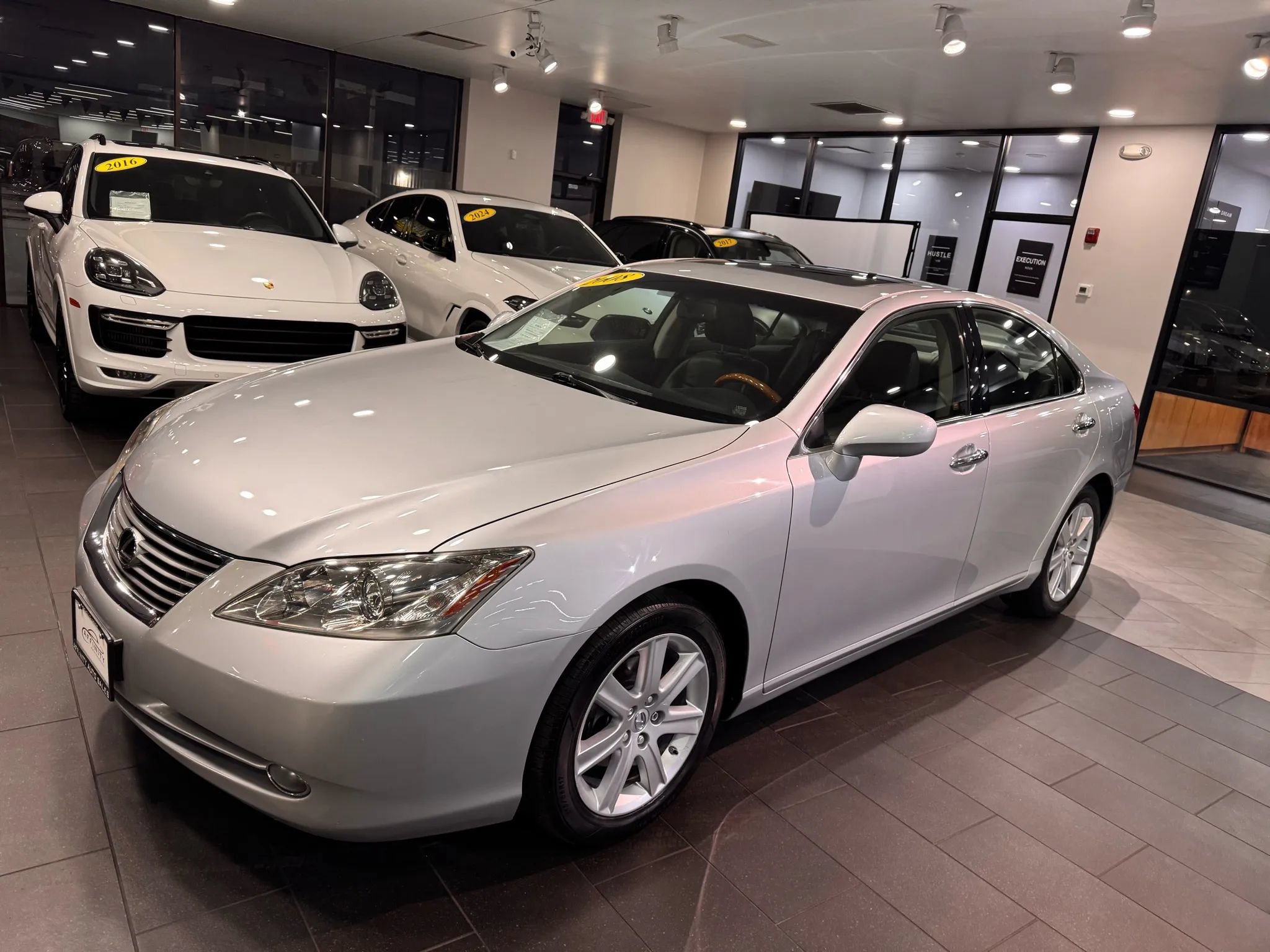 Used 2008 Lexus ES 350 FWD image 2