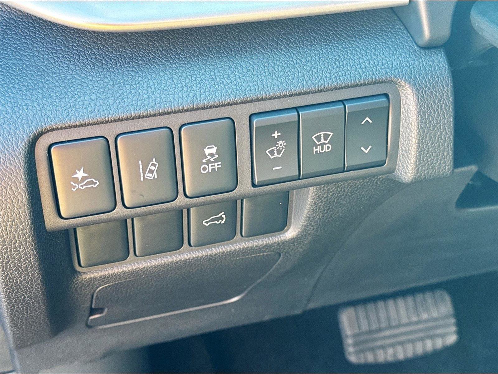 New 2026 Mitsubishi Eclipse Cross Black Edition image 10