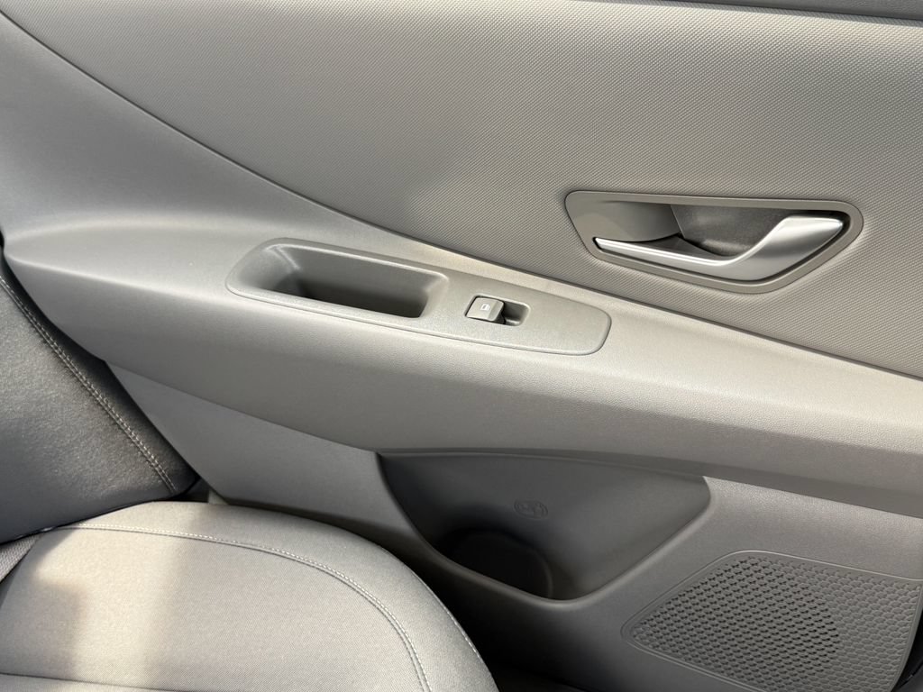 Used 2026 Hyundai Elantra SEL Sport Premium FWD image 27