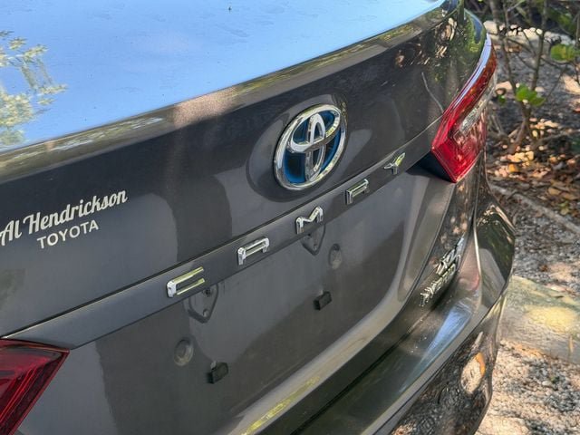 Used 2022 Toyota Camry XLE FWD image 11