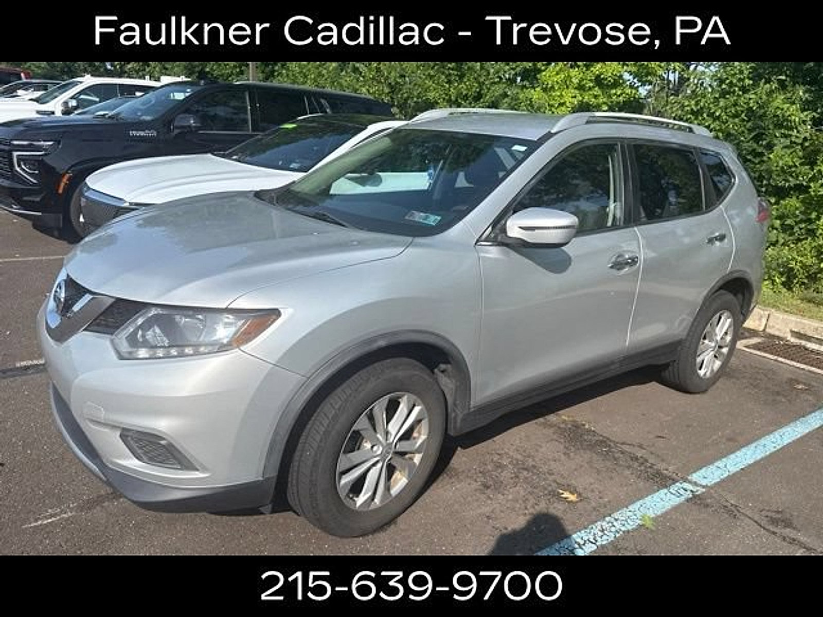 Used 2016 Nissan Rogue SV AWD/4WD image 6