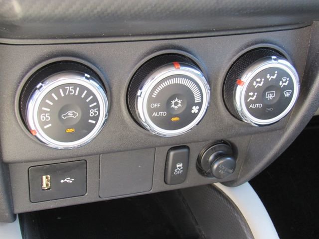 Used 2018 Mitsubishi Outlander Sport LE AWD/4WD image 24