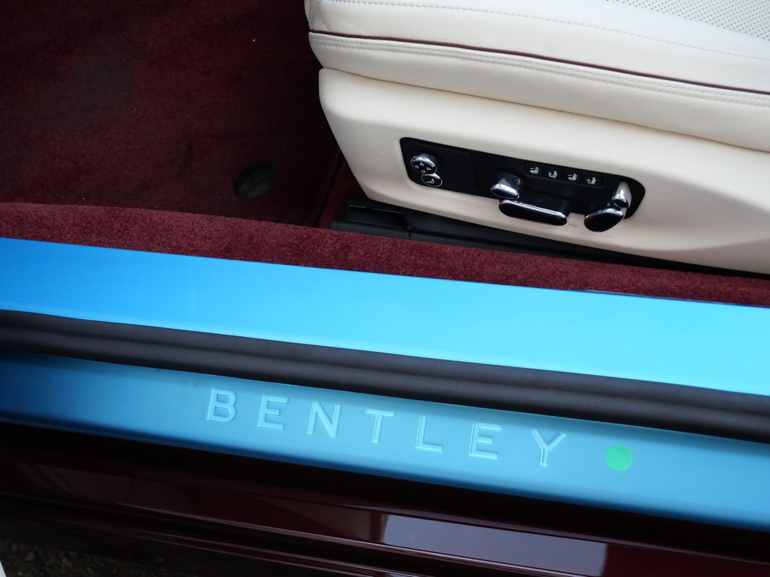 New 2026 Bentley Continental GTC AWD/4WD image 17