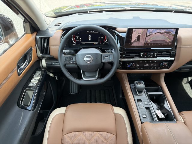 New 2026 Nissan Pathfinder Platinum FWD image 27
