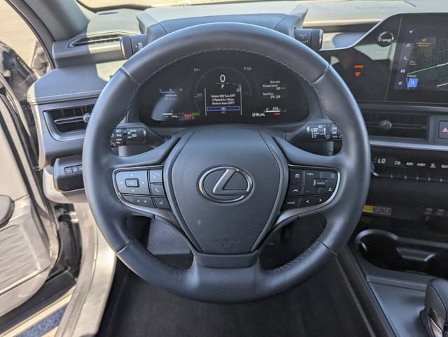 Used 2025 Lexus UX 300h FWD w/ Accessory Package (Z2) image 22