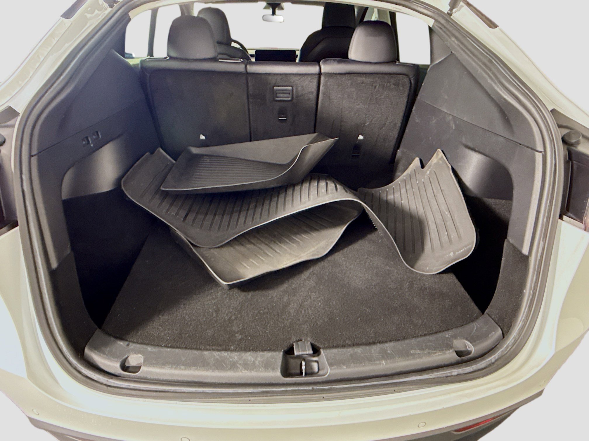 Used 2021 Tesla Model Y Long Range image 34