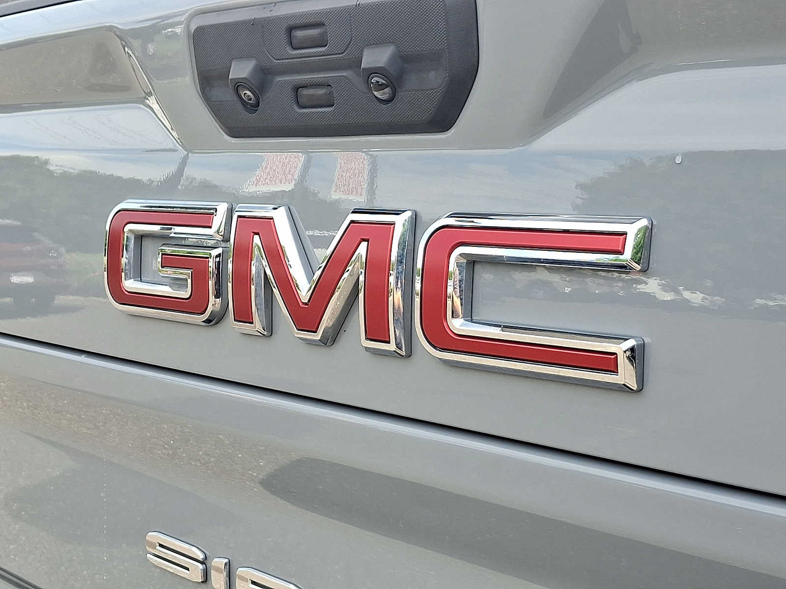 Used 2024 GMC Sierra 2500 AT4X AWD/4WD image 35