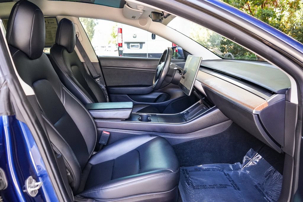 Used 2019 Tesla Model 3 RWD image 16