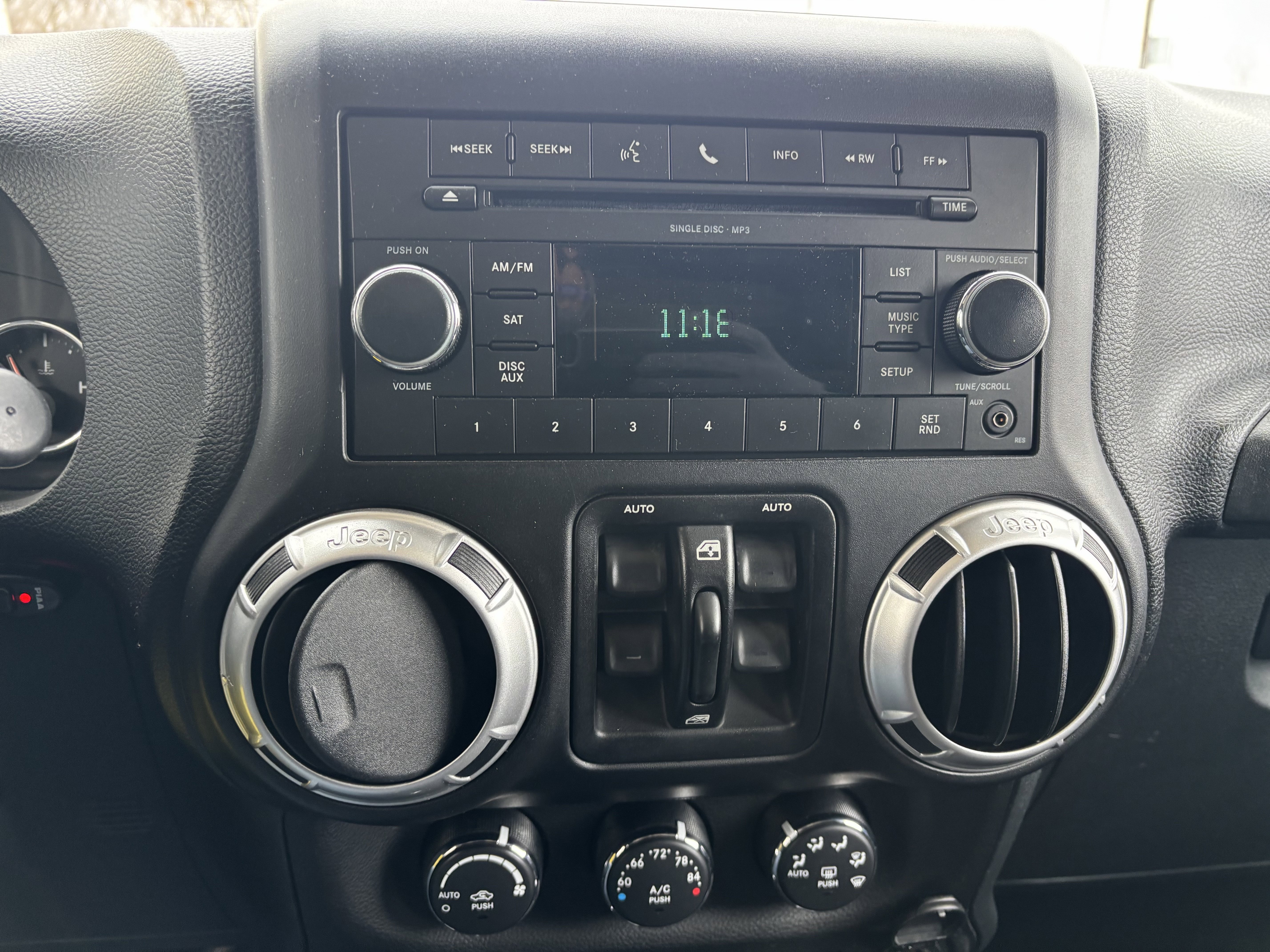 Used 2011 Jeep Wrangler Unlimited Rubicon w/ Dual Top Group image 12