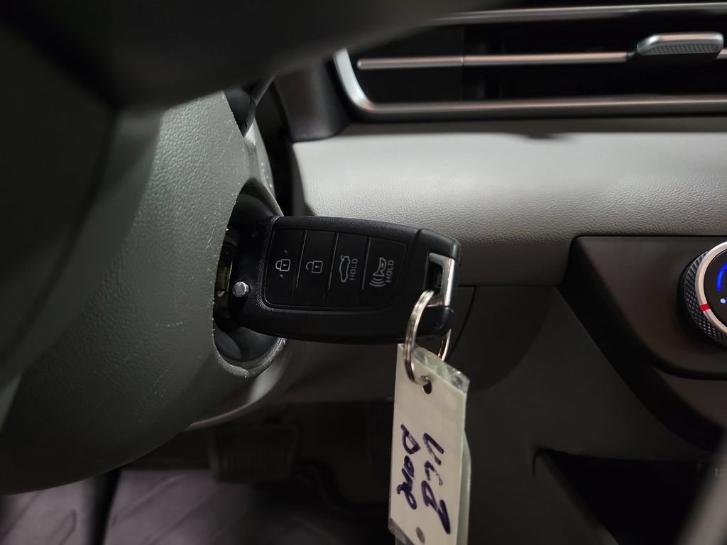 Used 2024 Hyundai Elantra SE FWD image 20