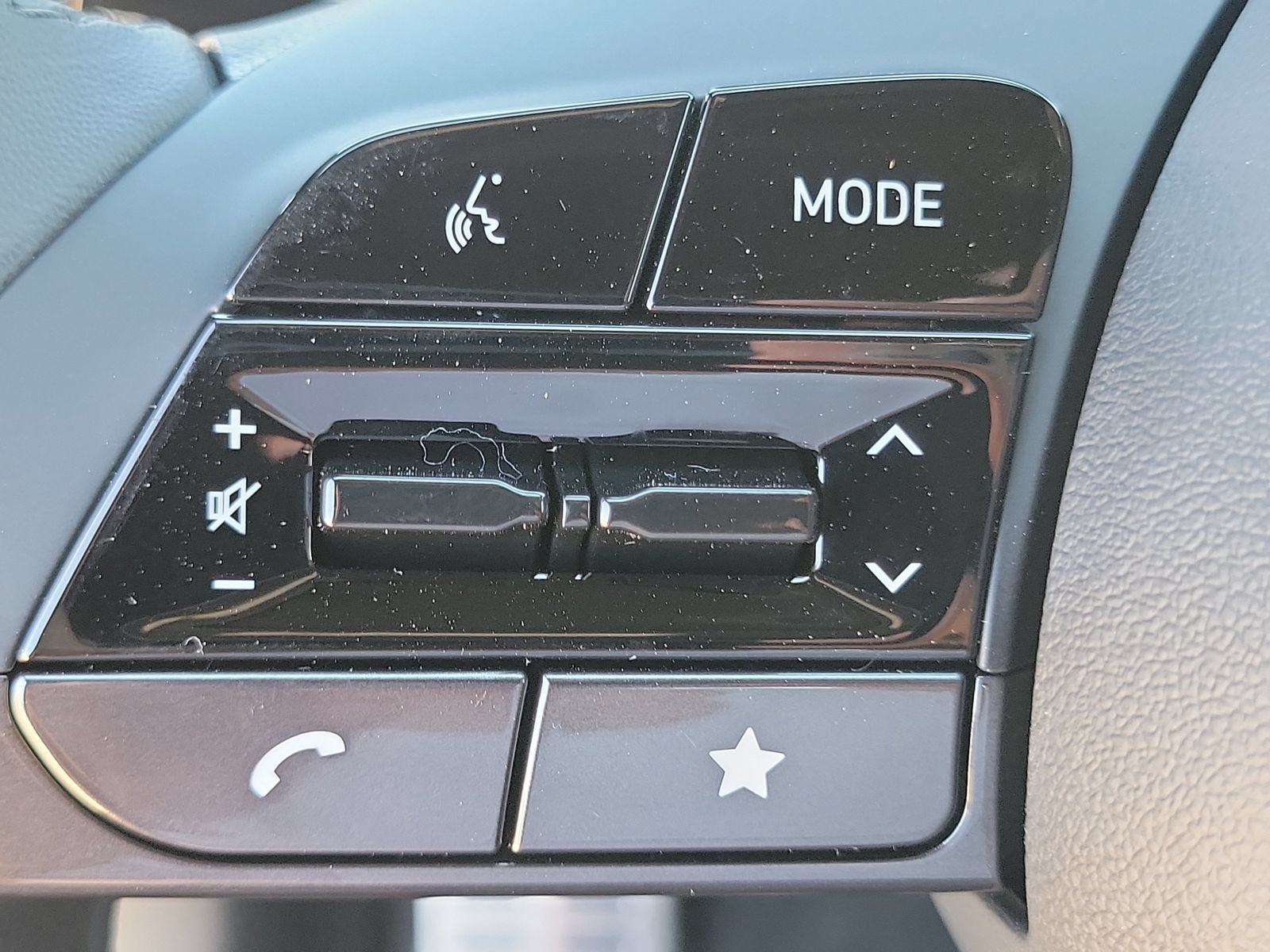 New 2026 Hyundai Elantra SEL Sport FWD image 8