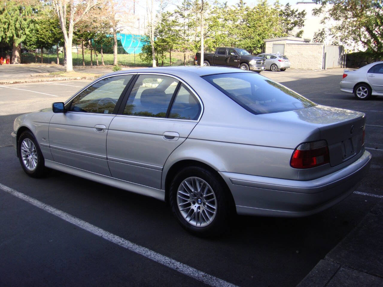 Used 2002 BMW 530i Sedan image 8