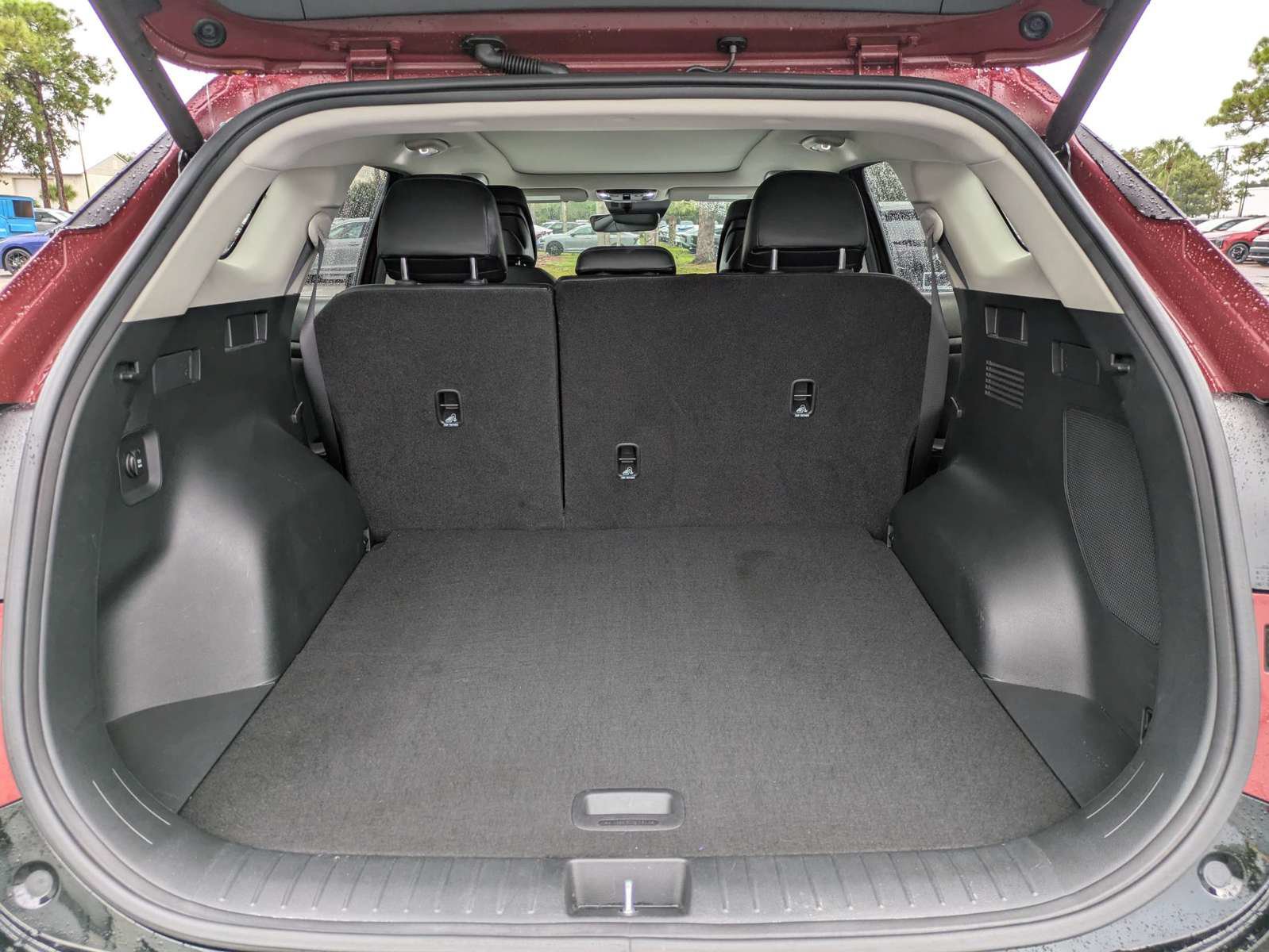 Certified 2023 Kia Sportage SX FWD image 9