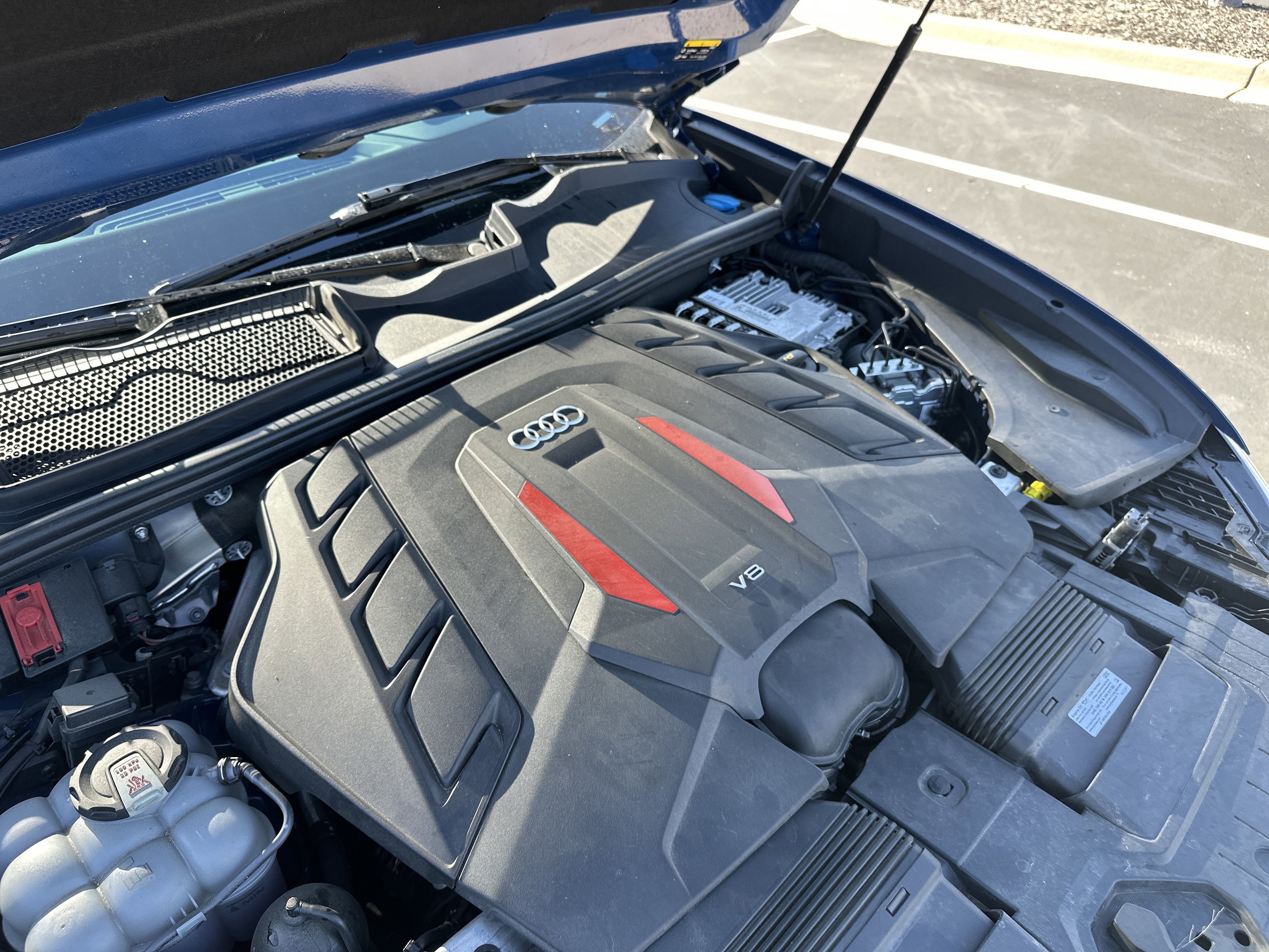 Used 2024 Audi SQ8 Prestige w/ Prestige Package image 33