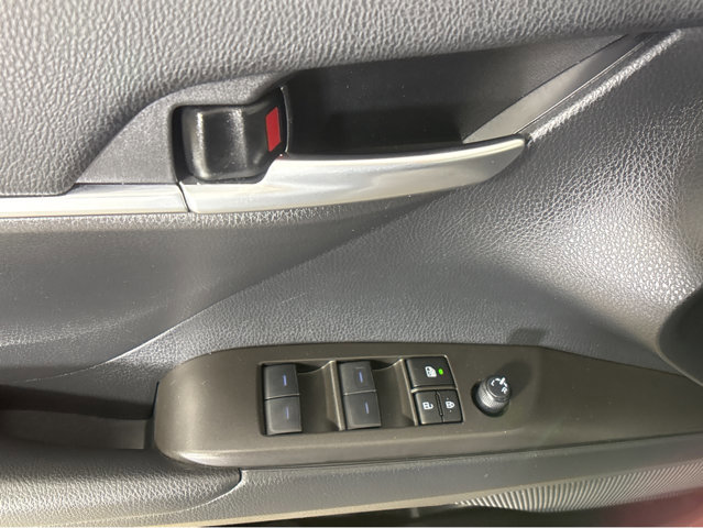 Used 2024 Toyota Camry SE image 33