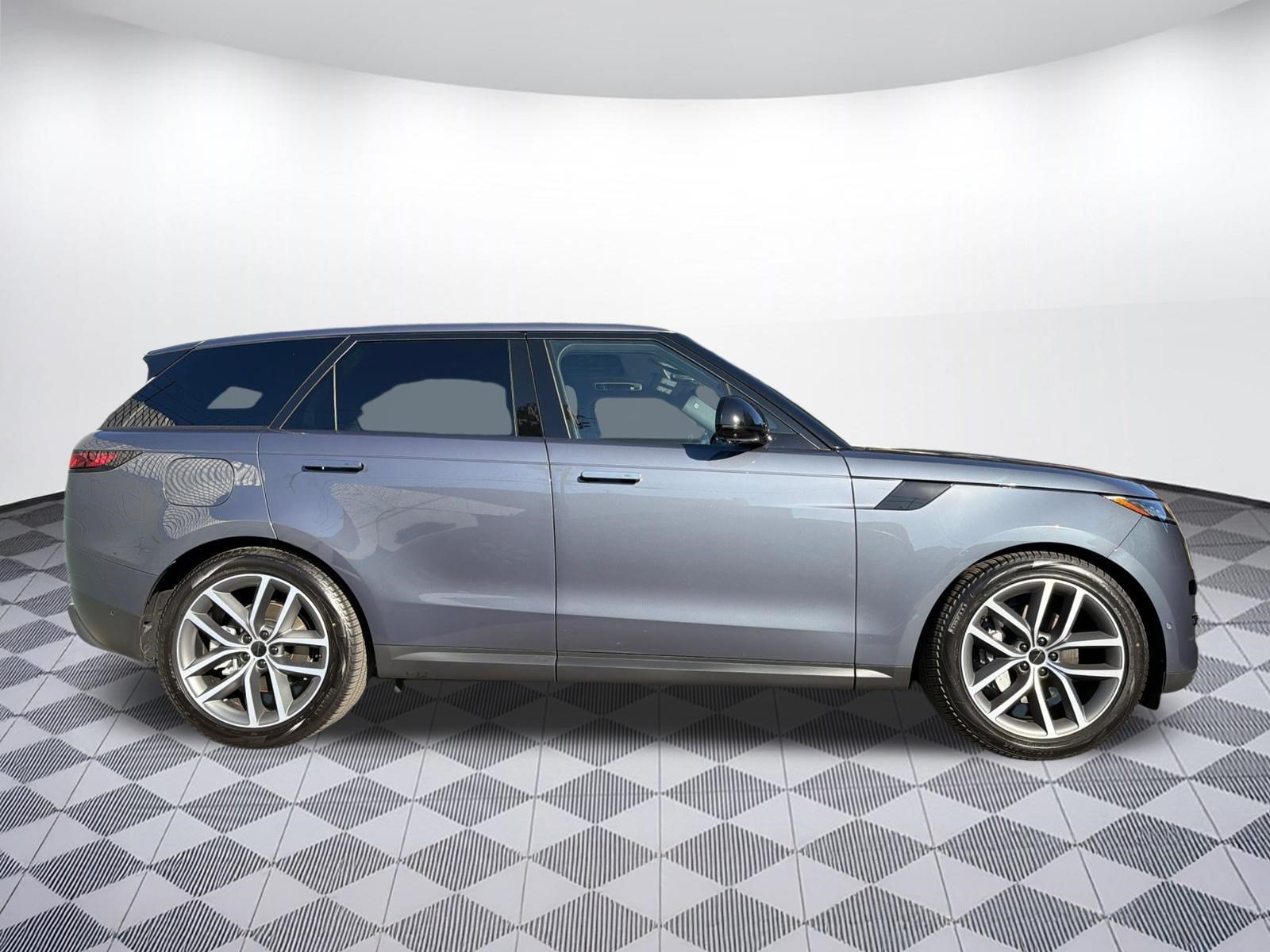 New 2027 Land Rover Range Rover Sport SE AWD/4WD image 7