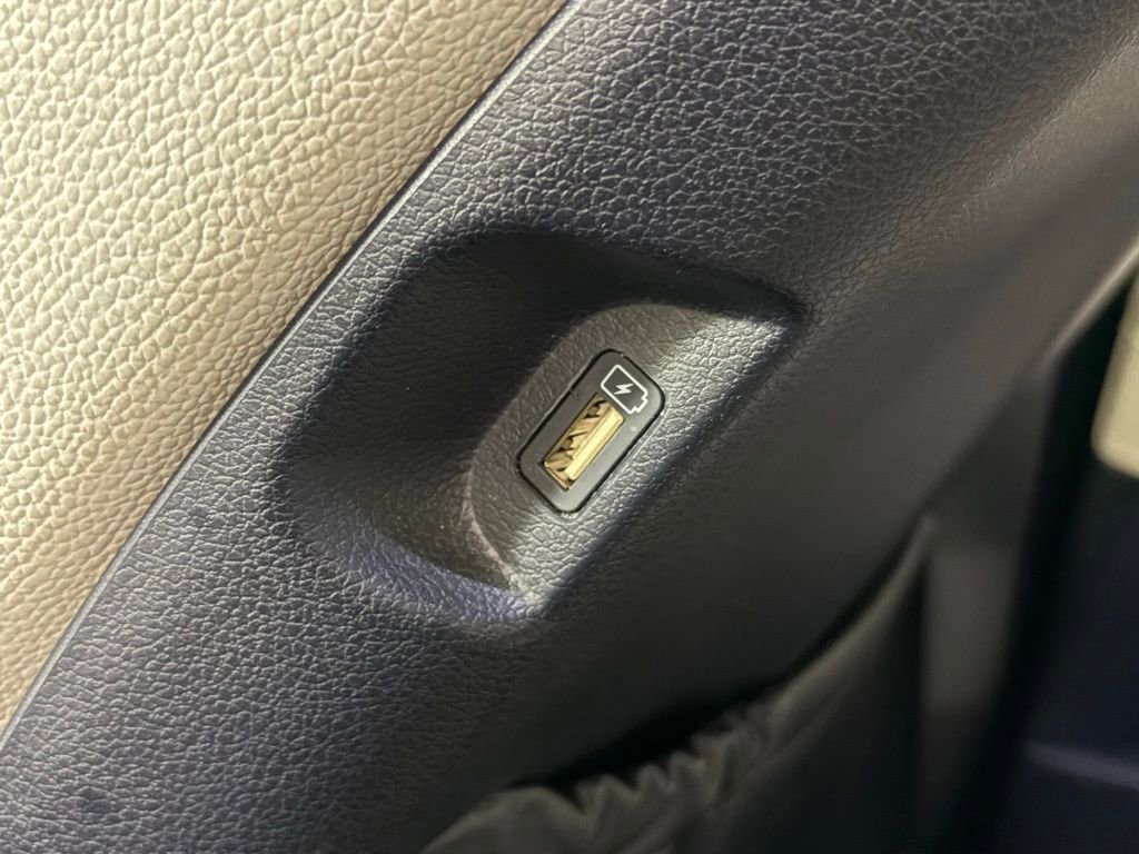 Used 2022 Hyundai Palisade SEL w/ Premium Package image 38