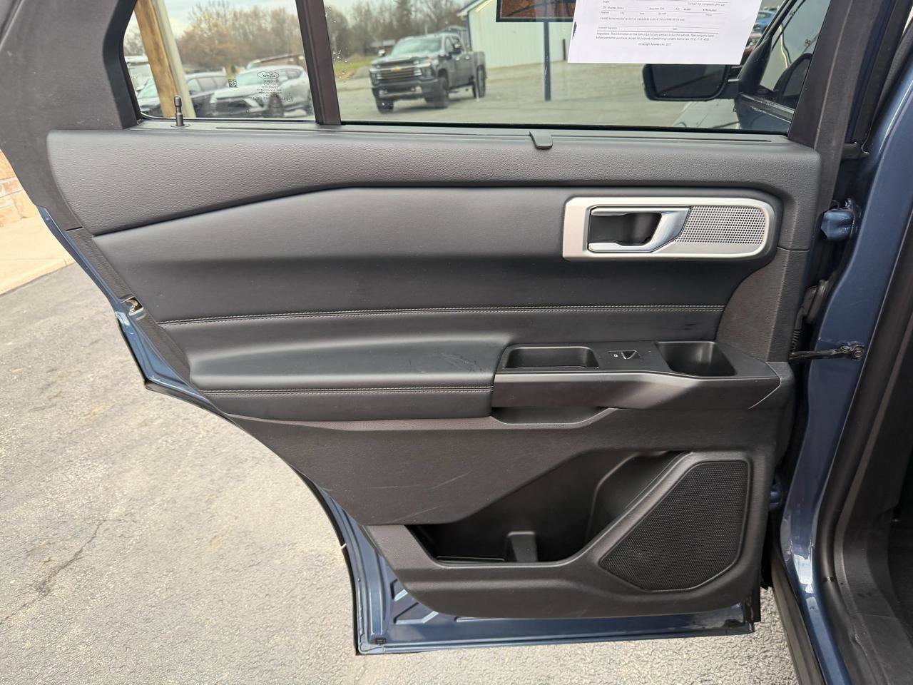 Used 2020 Ford Explorer Limited image 17