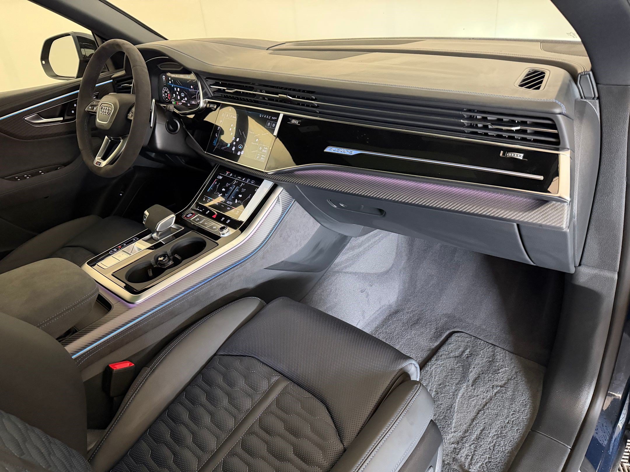 New 2026 Audi RS Q8 performance AWD/4WD image 32