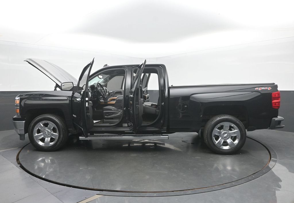 Used 2015 Chevrolet Silverado 1500 LTZ w/ LTZ Plus Package AWD/4WD image 60