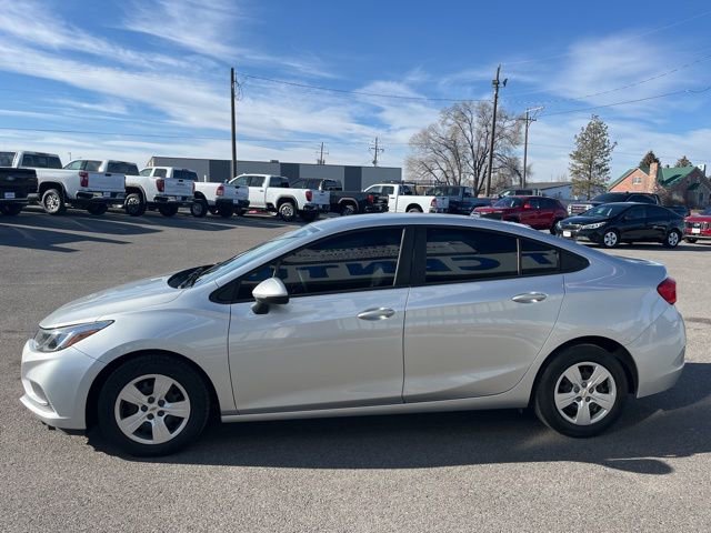 Used 2018 Chevrolet Cruze LS image 8