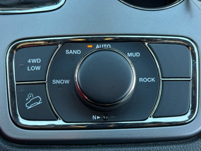 Used 2020 Jeep Grand Cherokee Limited X AWD/4WD image 22