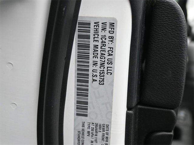 Used 2022 Jeep Grand Cherokee Laredo X image 20