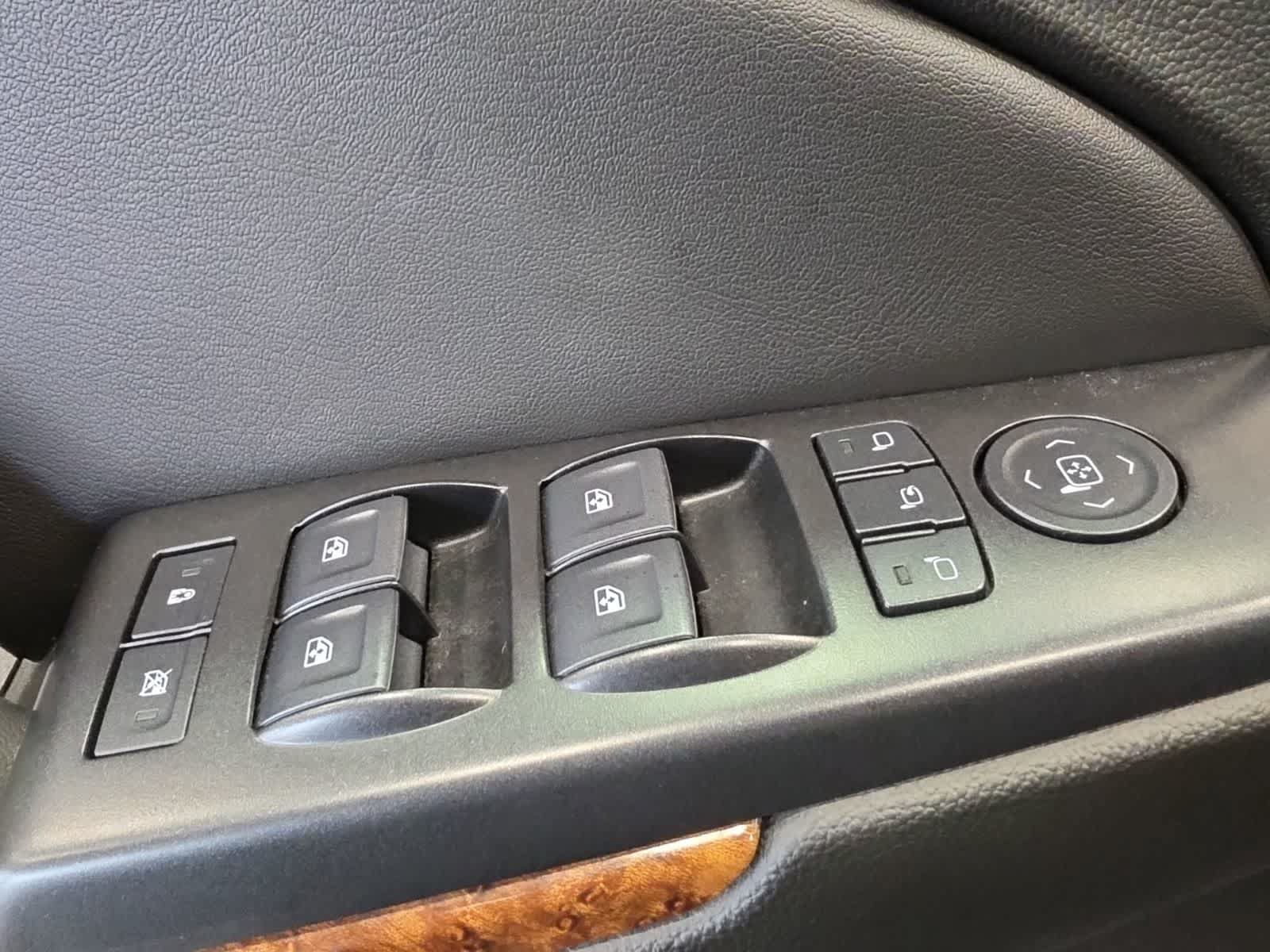 Used 2020 Chevrolet Tahoe Premier AWD/4WD image 20