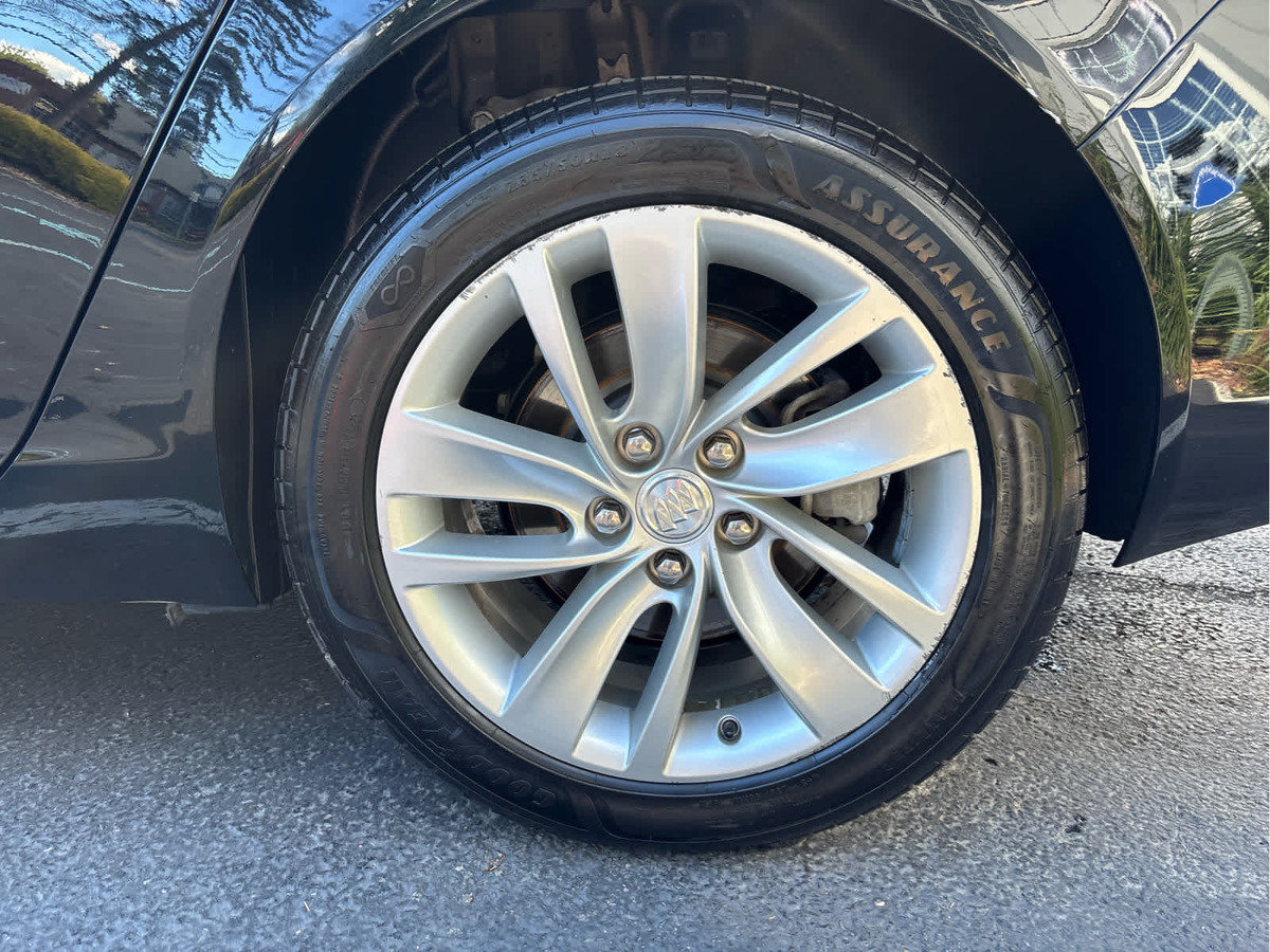 Used 2016 Buick Regal Premium AWD/4WD image 35