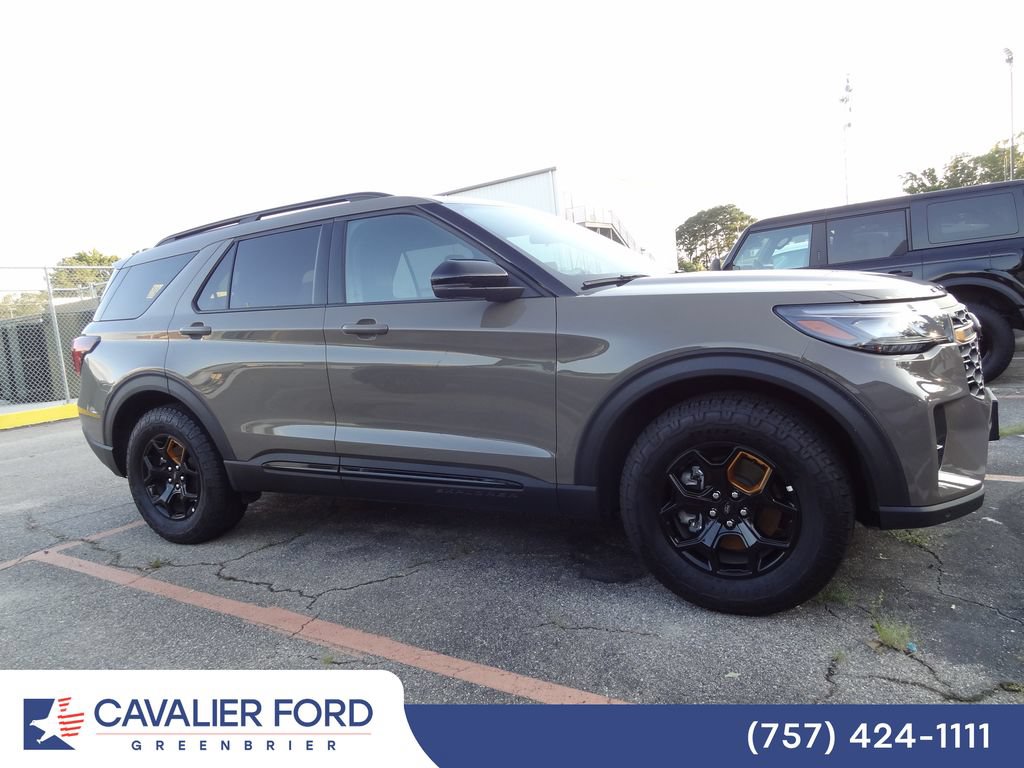 Used 2026 Ford Explorer Tremor AWD/4WD image 3