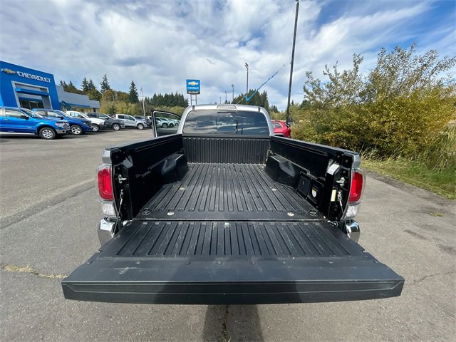 Used 2020 Toyota Tacoma 4x4 Double Cab image 23
