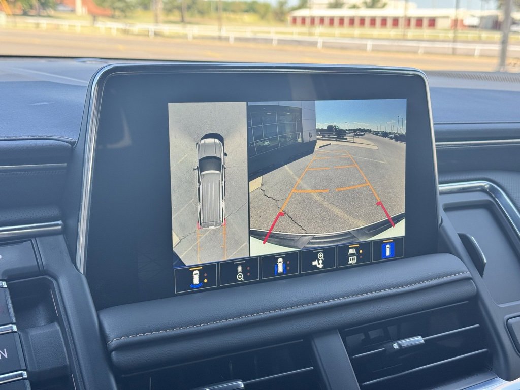 Used 2024 GMC Yukon AT4 w/ Technology Package image 28