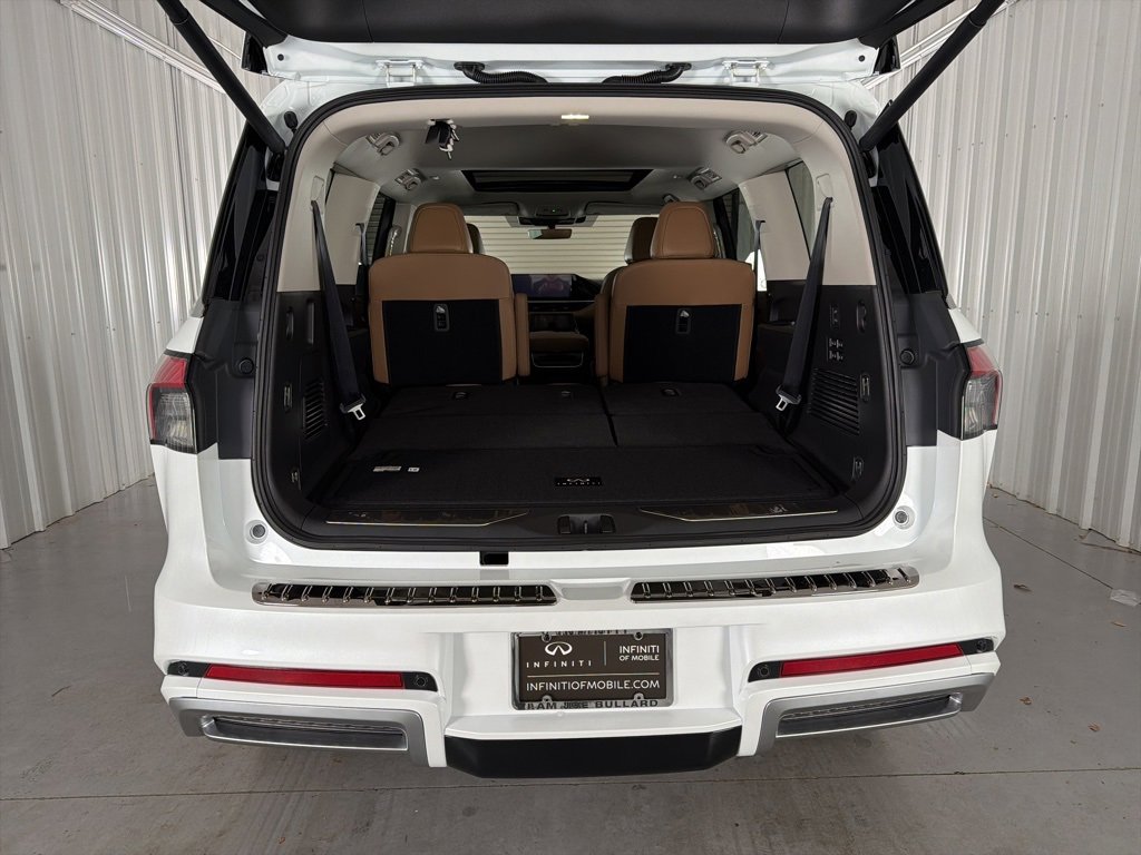 New 2026 INFINITI QX80 Luxe w/ Exterior Package AWD/4WD image 12