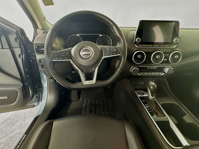 Used 2025 Nissan Sentra SR w/ SR Premium Package FWD image 15