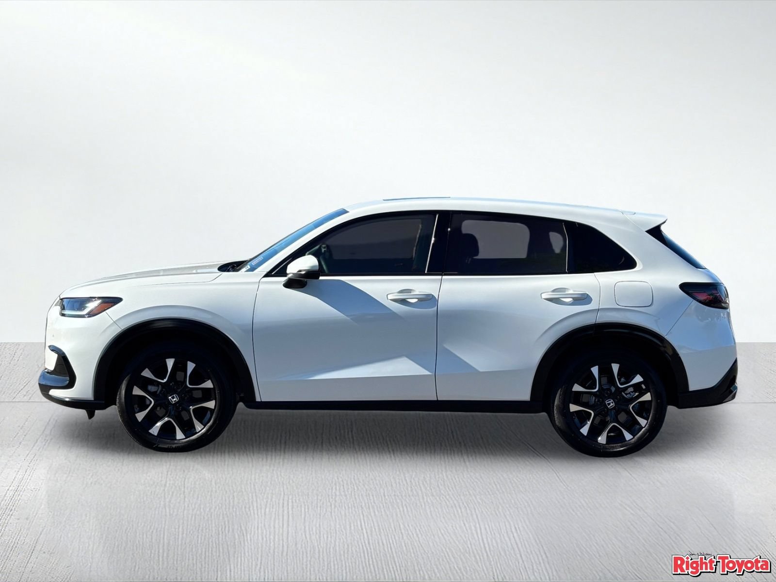 Used 2026 Honda HR-V EX-L image 3